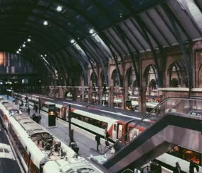 How To Get To Hyde Park On Train: Your Ultimate Guide