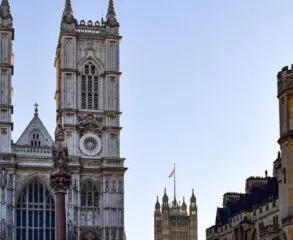 How far in advance should I book Westminster Abbey tickets?