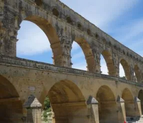 Is Pont du Gard Entry Free for EU Residents Under 26?