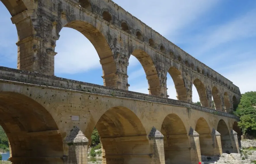 Is Pont du Gard Entry Free for EU Residents Under 26?