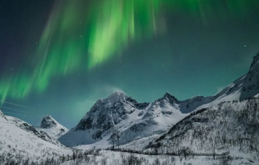 Best Months for Northern Lights in Tromsø Revealed! Best Months for Northern Lights in Tromsø Revealed!